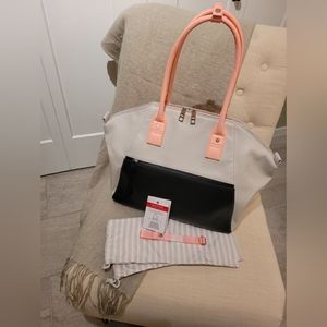 Lululemon Vinyasa to Vino Bag / Weekender Bag